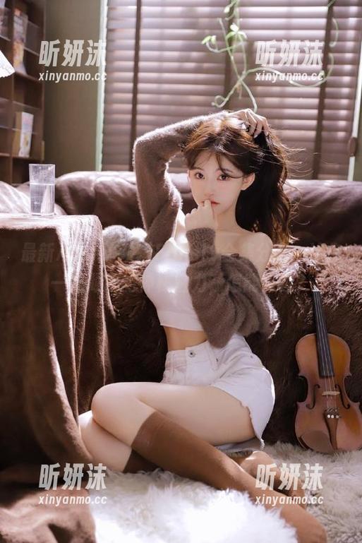 最新Aram(아람)Fansly合集分享：让你一见倾心的神秘魅力，怎能错过？