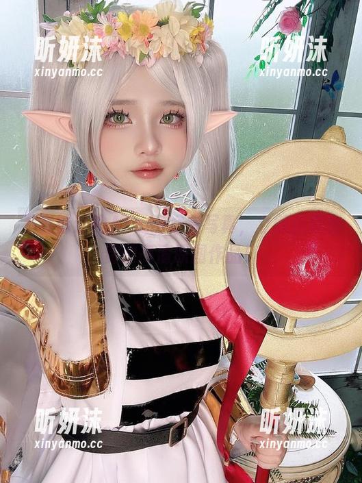 不容错过的Azami浴室写真，立即获取免费的高清原图作品！