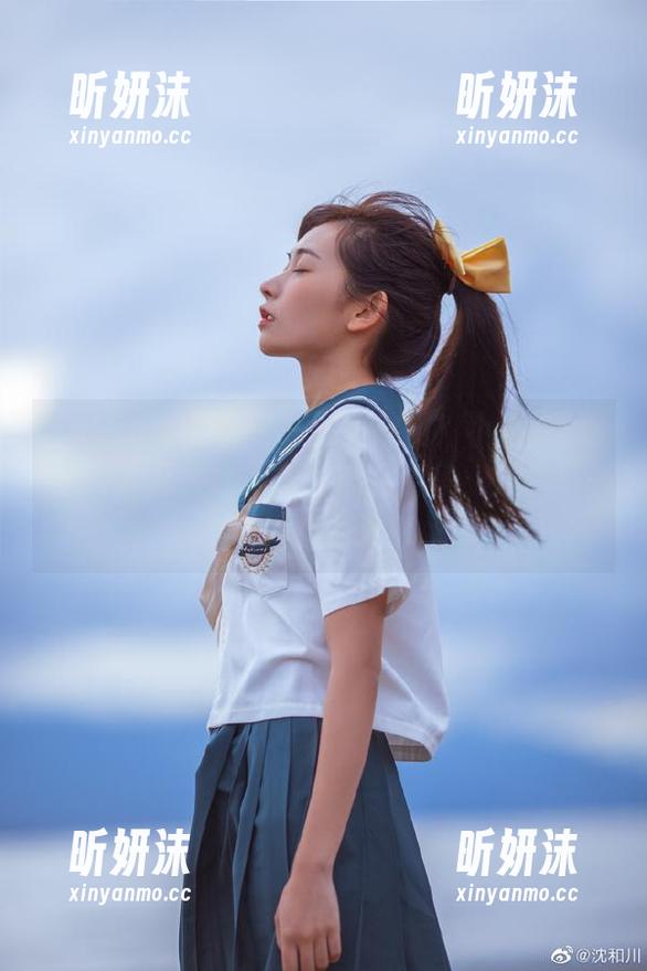 Feilin嗲囡囡-小蛮妖Yummy Feilin嗲囡囡 - 一起来欣赏!小蛮妖Yummy《死库水》写真作品合集,分享每一幅背后的故事