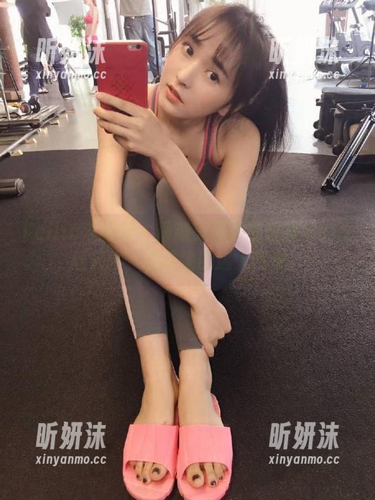 Feilin嗲囡囡-田冰冰 Feilin嗲囡囡 - 最新美图解读田冰冰的蕾丝艺术,感受她的迷人气息!