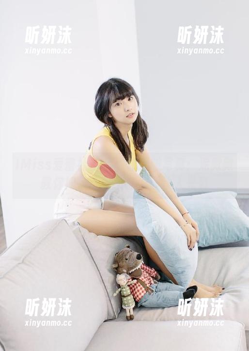 IMiss爱蜜社 - 高清体操服写真：泥鳅鳅教你如何在镜头前闪耀动人光彩