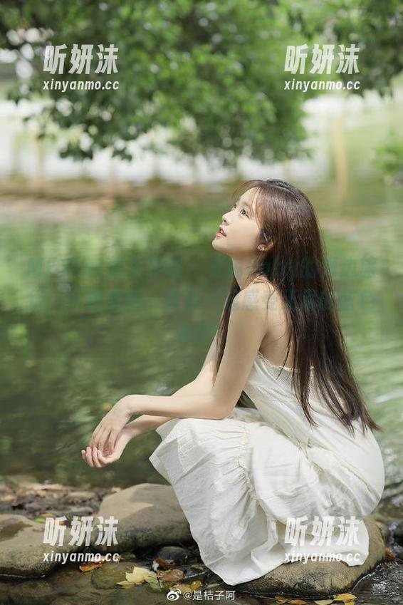 MFStar模范学院-夏瑶baby MFStar模范学院 - 夏瑶baby的海边旅行:下载原图,陪你一起感受无尽的蓝色海洋!