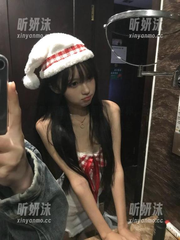 MTYH喵糖映画 随“喵糖映画”畅游黑直长世界,全套写真亦真亦幻的心动体验