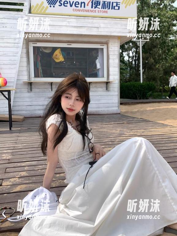 探寻MissWarmJ姐姐的魅力，写真全集免费下载一网打尽！