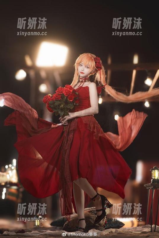 Momoko葵葵 Momoko葵葵定制写真大放异彩,BA兔女郎带你走进幻想之境!