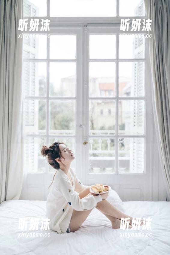 SSA丝社 - 聪聪与茶艺室的奇妙碰撞：图库里的灰丝雅韵写真，乐趣无限！