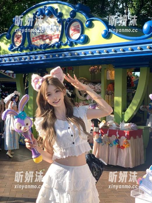 TouTiao头条女神-莫晓希 TouTiao头条女神 - 精选莫晓希兔女郎无圣光写真原图,感受她的独特魅力