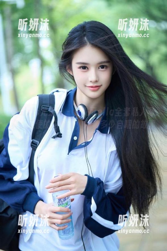 UGirls尤果网-夏倪可ella UGirls尤果网 - 夏倪可ella全套私人写真:天使的形象下,藏着多少自嘲的故事?