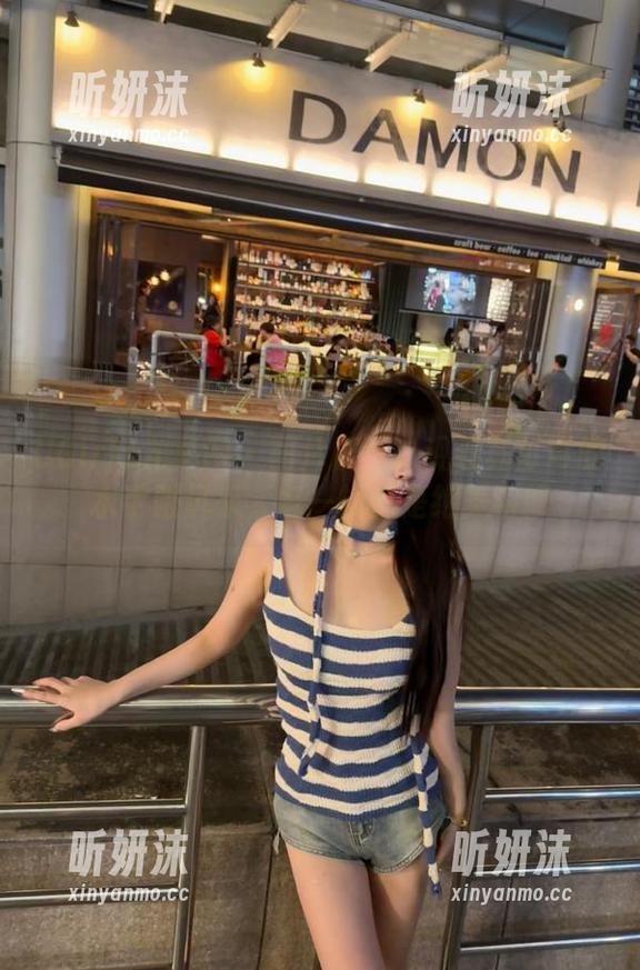 UGirls尤果网-苏可可 UGirls尤果网 - 图片展示:观看苏可可的水手服风采,每一帧都是绝美瞬间