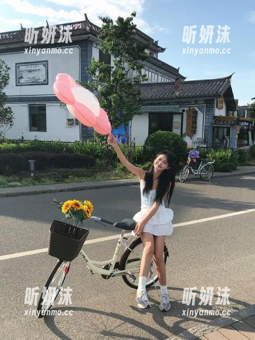 Xiuren秀人网-Candy糖糖 Xiuren秀人网 - Candy糖糖白色系列免费图册,享受无与伦比的视觉盛宴,立即下载!