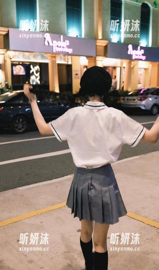 Xiuren秀人网-sophie余冰 Xiuren秀人网 - 最新更新!sophie余冰女仆写真原图集,捕捉每一个动人瞬间