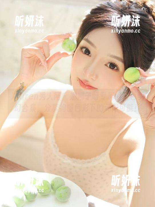 Xiuren秀人网-娜娜子呀 Xiuren秀人网 - 娜娜子呀专属的粉色梦幻合集,分享绚丽色彩下的无限可能!