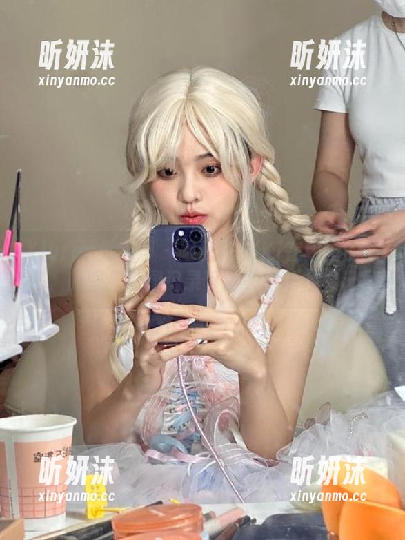 Xiuren秀人网-宋KiKi Xiuren秀人网 - 跟随宋KiKi在校园的旅程,原图和套图记录下最美好的青春记忆