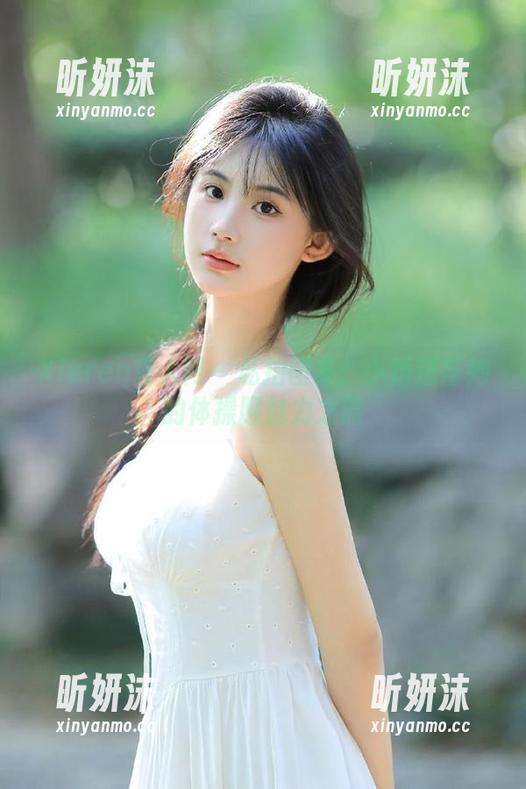 Xiuren秀人网 - 私拍图集：小逗逗与她的体操服魅力之旅
