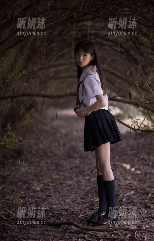 Xiuren秀人网-少女心雪雪 Xiuren秀人网 - 少女心雪雪海边游记:一场自嘲的写真图集,资源收藏不离手