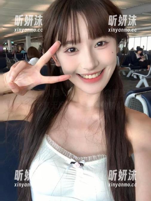 Xiuren秀人网 - 尤妮丝浴室套图更新，与你分享无尽美丽与惊艳的瞬间！