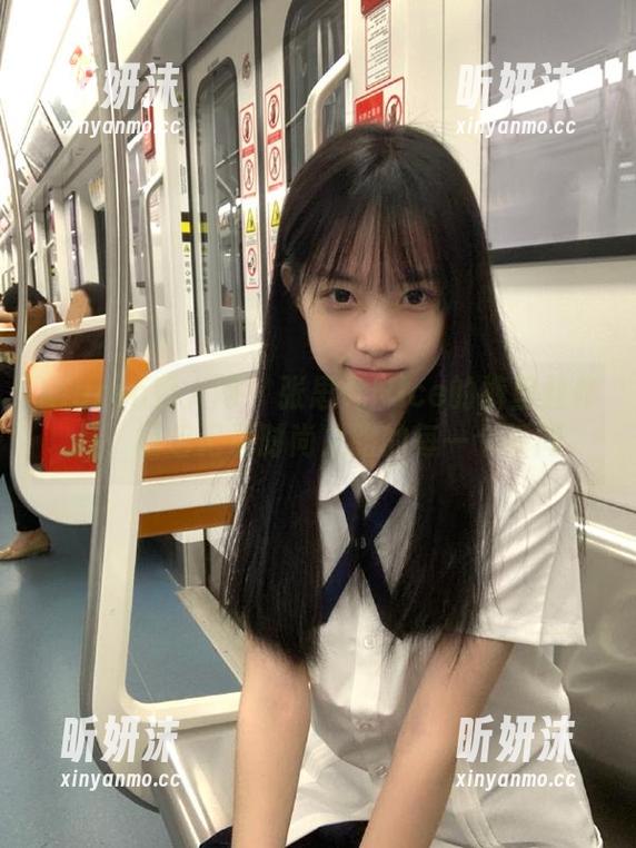 Xiuren秀人网-张思允Nice Xiuren秀人网 - 张思允Nice的裤里丝作品,图包记录时尚之路的每一个瞬间