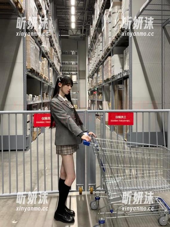 Xiuren秀人网-抖娘利世 Xiuren秀人网 - 独家发布!抖娘利世最新图包,白色写真充满梦幻氛围