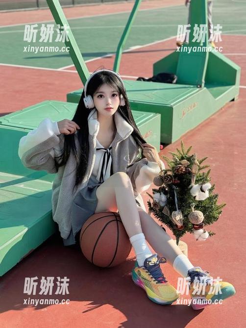 Xiuren秀人网-李雅柔 Xiuren秀人网 - 李雅柔眼镜合集:一本不可错过的视觉盛宴图册