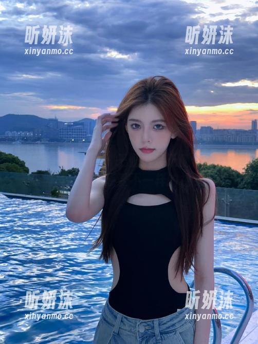 Xiuren秀人网 - 王俪丁呀天使作品集：高清写真让你感受不一样的视觉盛宴