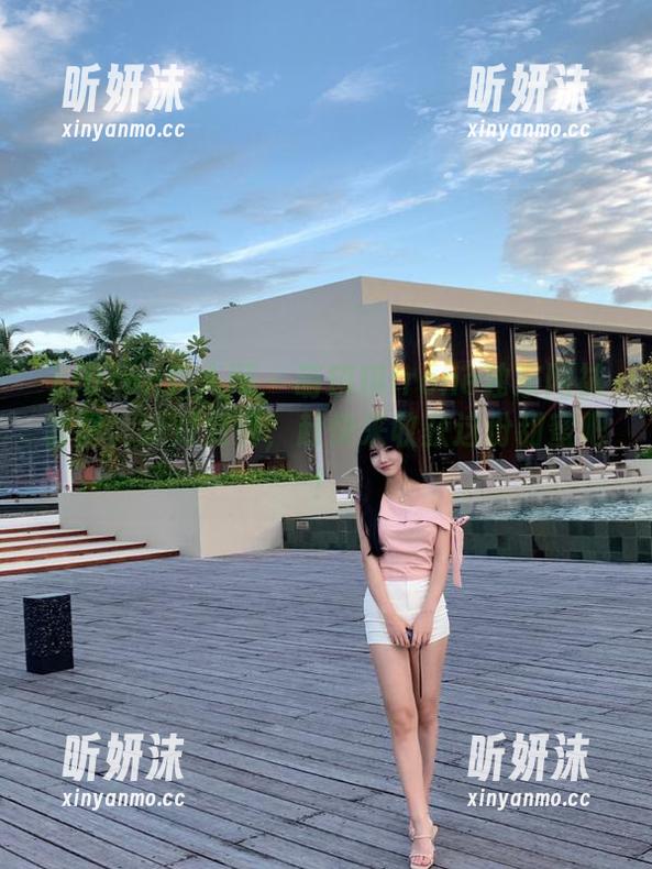 Xiuren秀人网 - 萌琪琪Irene独家网袜套图，绝对免费，赶快来收获这份甜蜜吧！