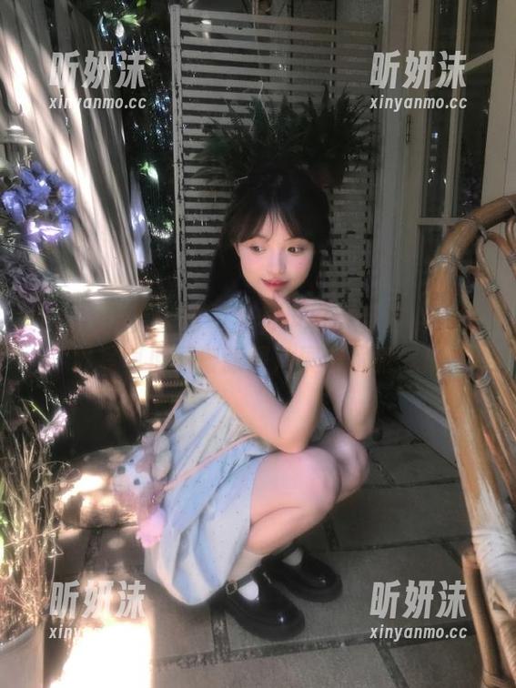 Xiuren秀人网-西门小玉 Xiuren秀人网 - 独特风格:西门小玉婚纱写真原图每张照片展现优雅气质
