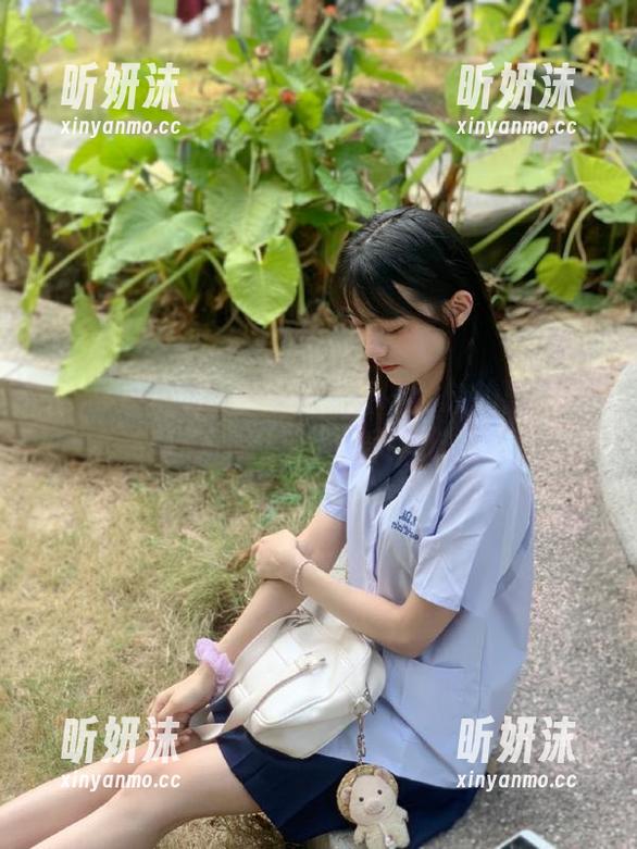 Xiuren秀人网-陈思琪 Xiuren秀人网 - 在浴缸中绽放的陈思琪写真:人与水的美图碰撞