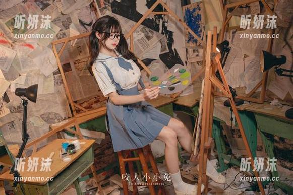 “Yiko湿润兔Gentlenman”晶莹剔透的图集：免费下载，感受她的无限魅力与风情