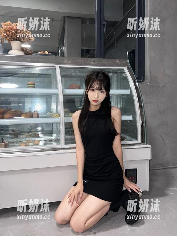 YouMi尤蜜荟 - 释放心灵的力量，免费下载是小逗逗瑜伽写真精彩合集！