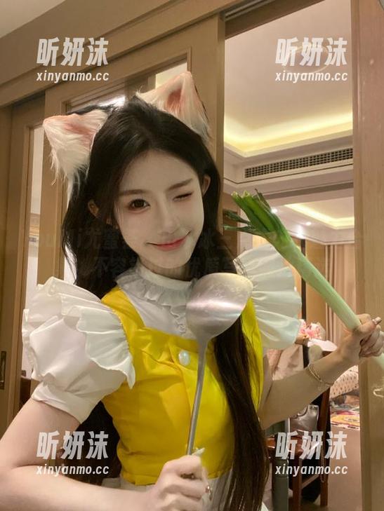 YouMi尤蜜荟-田冰冰 YouMi尤蜜荟 - 田冰冰三点式内衣魅力合集:不容错过的优质写真照片精选