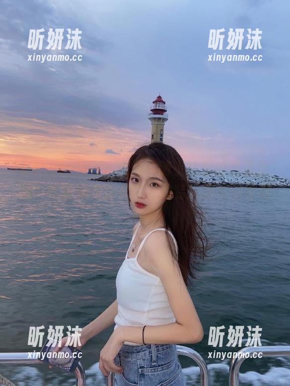 beautyleg-小玲 beautyleg - 精选高清小玲厨娘作品原图:领略她在厨房中的独特风采与温馨瞬间