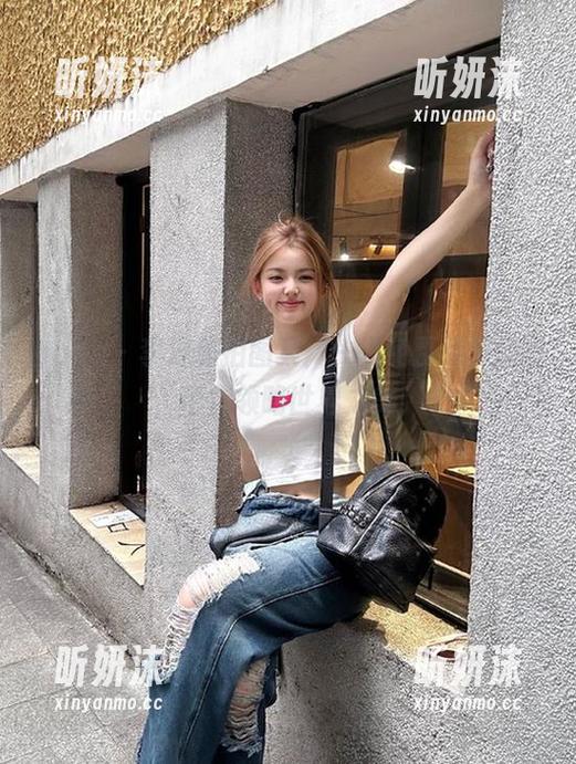 pans - 李沫旅拍图集：一场免费视觉盛宴，带你领略世界之美！