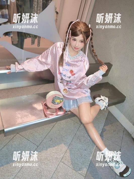 不爱笑的赛琳 微密圈 - 不爱笑的赛琳女孩的私房美图,似乎每张都在说:‘你还在等什么?’