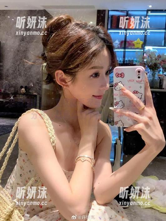 丝慕GIRL - 文欣的毛衣写真：原图及壁纸分享，打造你的个性冬季风格