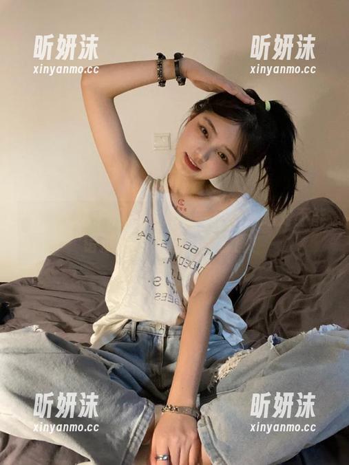 丽柜 - 兔子和心心的搞笑互动：绝对不能错过的原图和趣味套图！