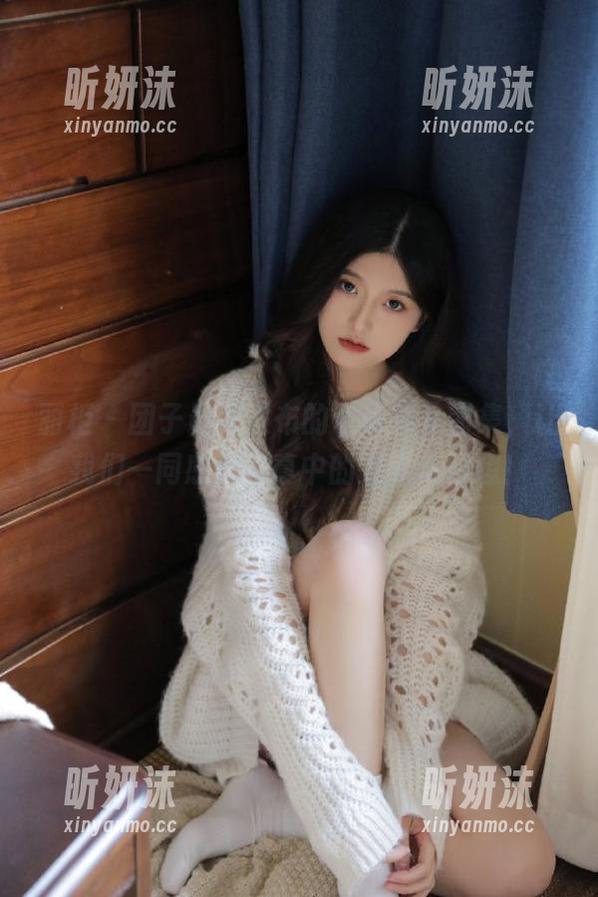丽柜-团子 丽柜 - 团子最新发布的《美撼》图集,让我们一同感受写真中的灵动与幻想!