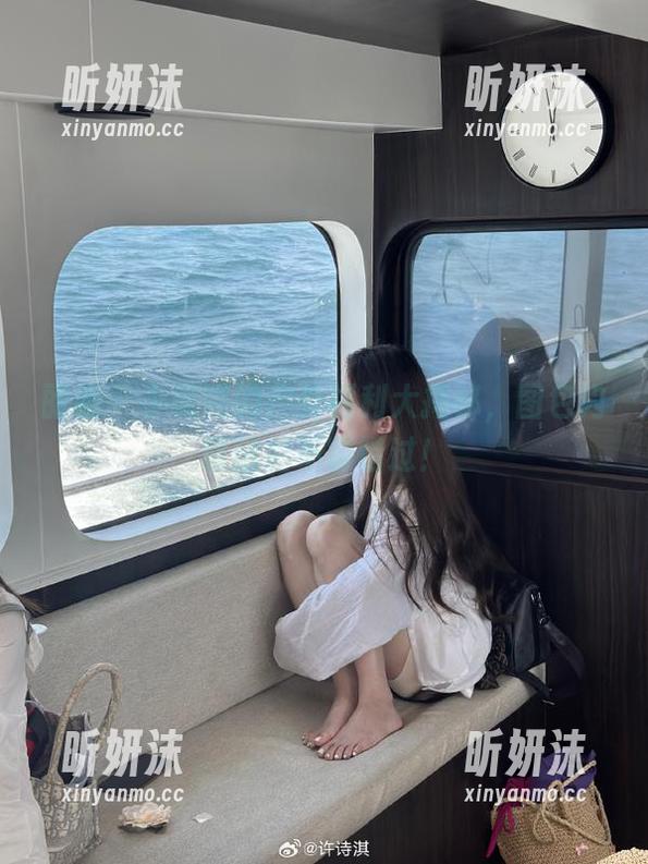 丽柜 - 小璐璐的户外福利大揭秘，图包内容精彩不容错过！