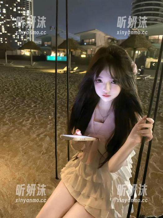 克拉女神-僮僮 克拉女神 - 免费体验僮僮带来的瑜伽作品,尽享柔韧与优雅的视觉盛宴!