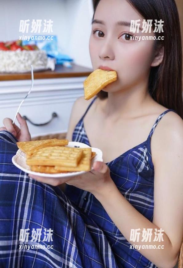 克拉女神-大阳 克拉女神 - 大阳为你带来的自拍写真套图,深度解析每一个精彩瞬间的背后