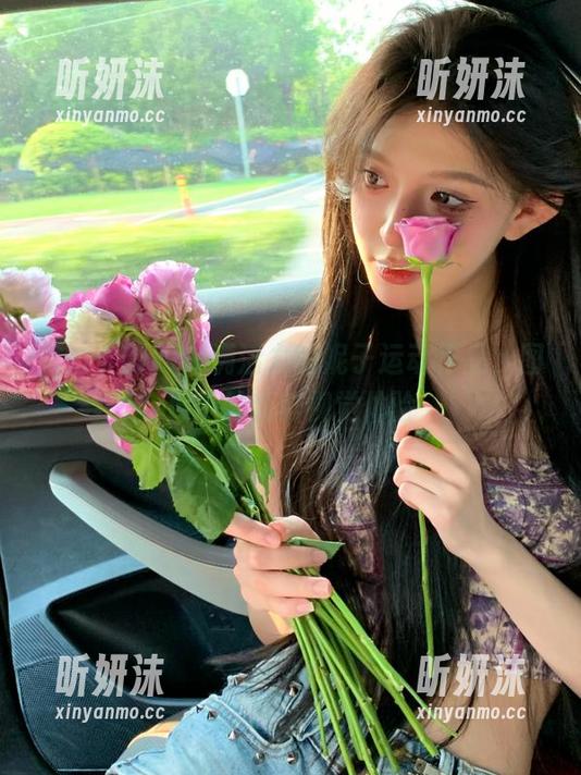 克拉女神-妮子 克拉女神 - 充满活力的妮子运动作品,图库中的新鲜视觉体验