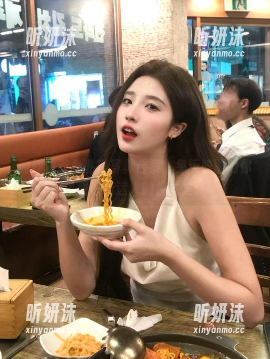 酸辣澈澈兔私房写真合集，兔玩映画为你呈现清新迷人的视觉之旅