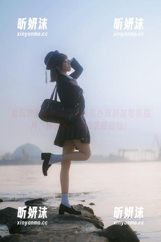 兔玩映画 兔玩映画独特视角下的黑色连裤袜写真照片,探索不一样的美丽曲线!