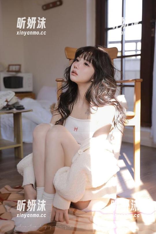 可可小白兔泳衣写真，海量美图资源等你来发现清新与俏皮