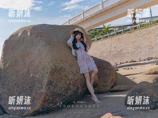 高清COS摄影解析：“咬人小小兔”的田耕记让你穿越唯美世界