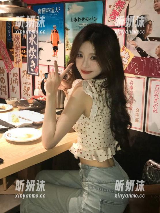 喵糖映画 - 探索半半子修女图包，分享艺术背后的故事与情感