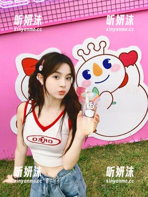 嗲囡囡-田冰冰 嗲囡囡 - 田冰冰睡衣写真奇妙之旅,多样资源合集呈现视觉盛宴
