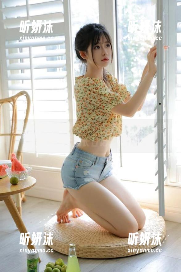 头条女神-玄子 头条女神 - 你以为王妃容易当?玄子最新图片揭示成长日记的真相!