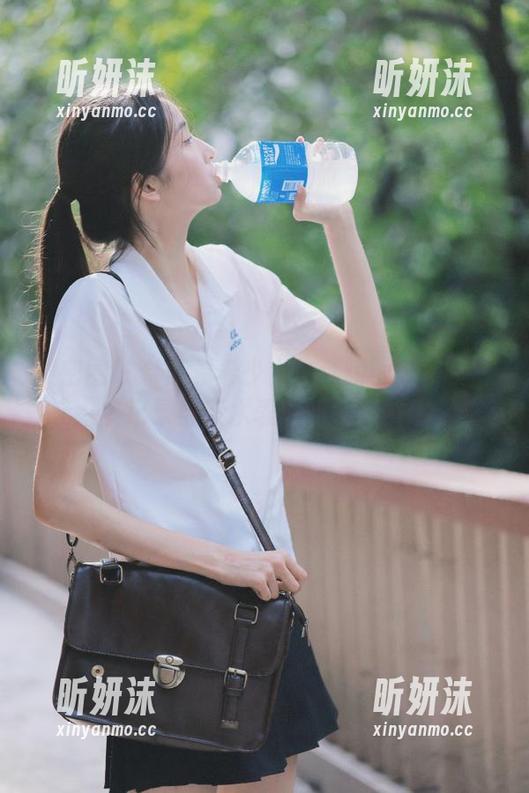 奈斯希希 微密圈 - 奈斯希希少女生活瞬间合集:真实记录与艺术表现的完美图册