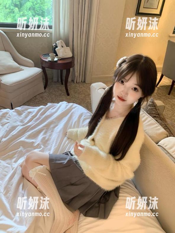 妖精社-苏玮 妖精社 - 定制美学还是瞎折腾?苏玮红裙图集等你来品味!