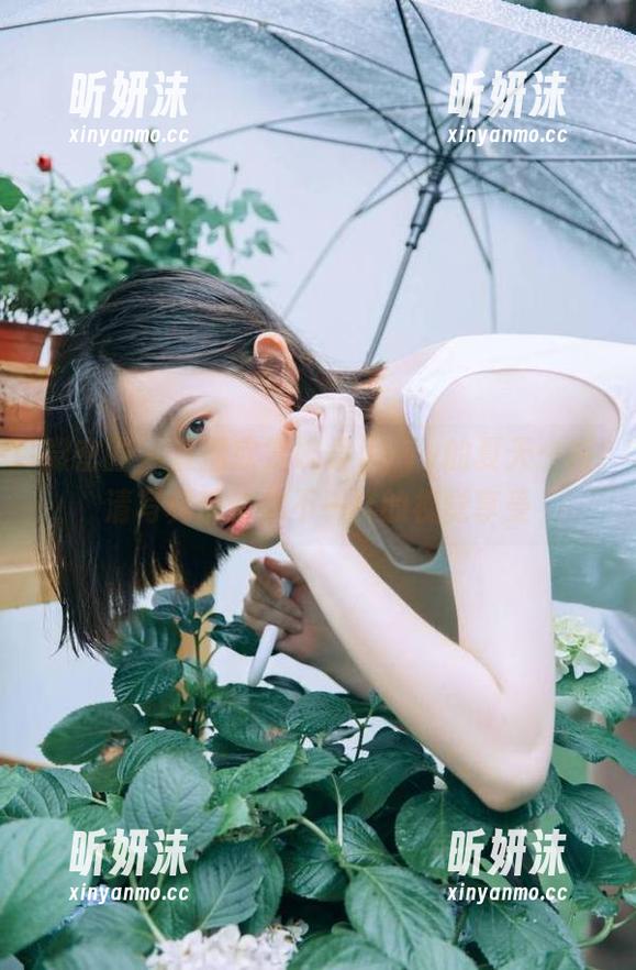 婉柔yyyy 微密圈 - 直播欣赏婉柔yyyy的夏天:高清写真带给你不一样的视觉享受